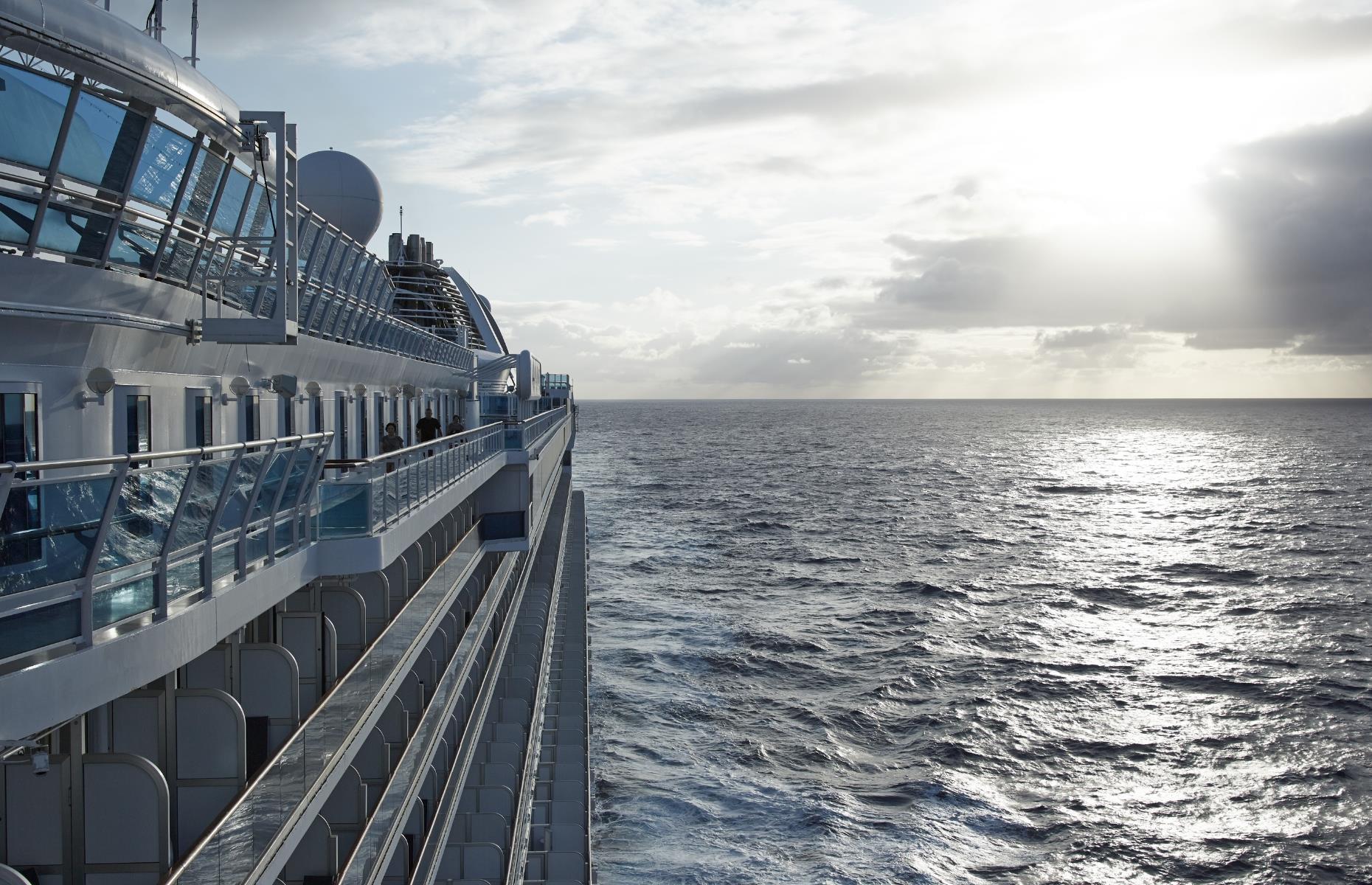 8. Grand Princess (949 feet)